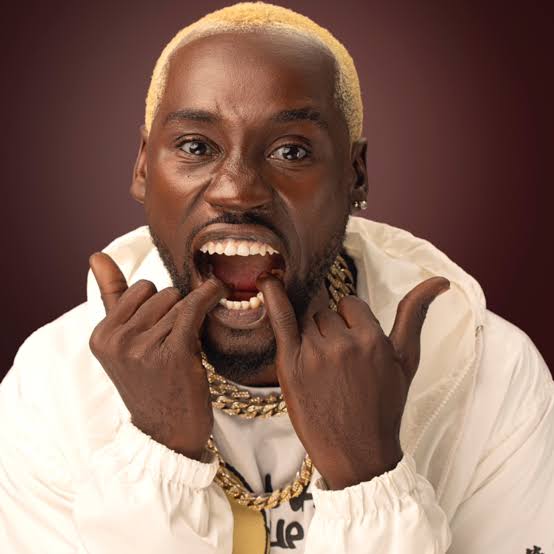 Boibusta Jafa, Noobvee