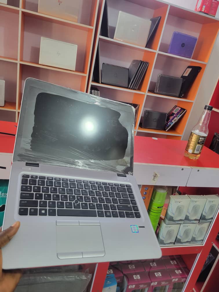 COMPUTER AND ACCESSORIES